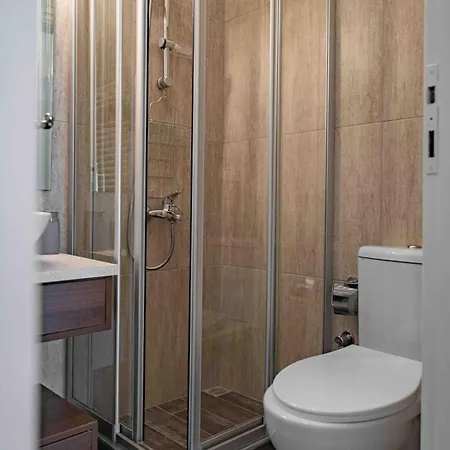 Chic 3br Duplex With Private Terrace In Prime Spot Apartamento Estambul
