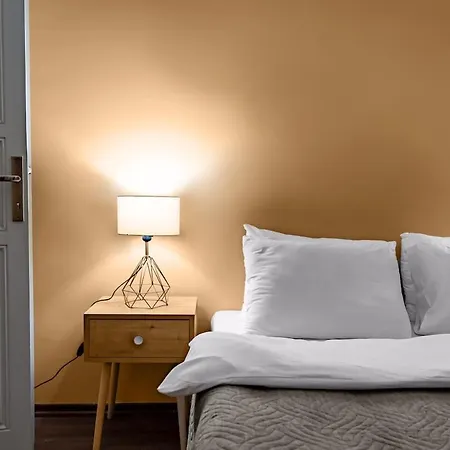 Chic 3br Duplex With Private Terrace In Prime Spot Istanbul