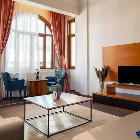 Apartment Stunning And 3br Duplex W Private Terrace *